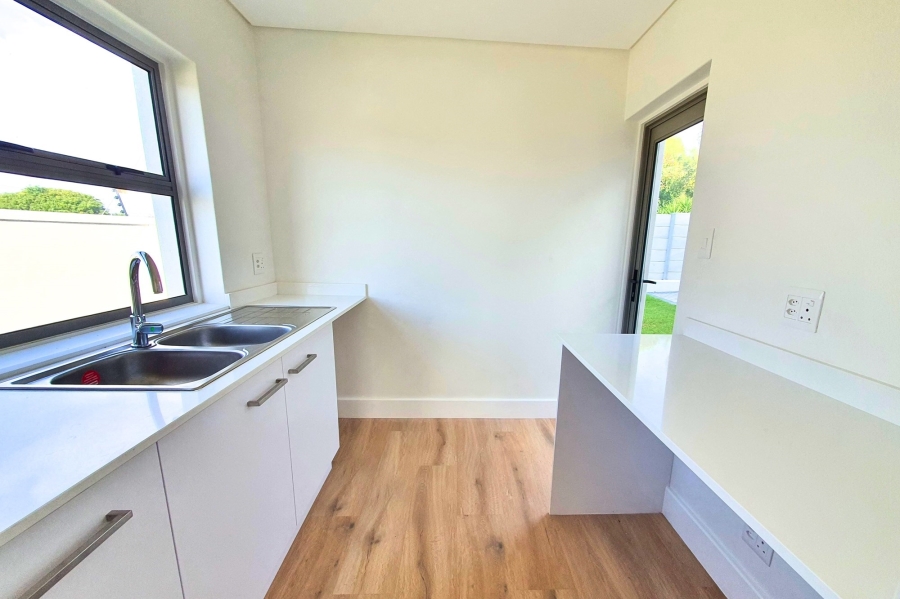 4 Bedroom Property for Sale in Vierlanden Western Cape